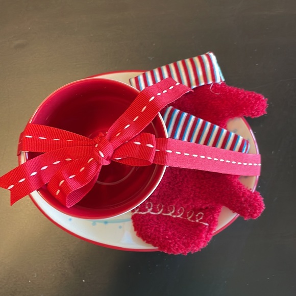 Starbucks Holiday 2007 Coffee Cup & Saucer Set Penguin Snowman Red White Blue - Picture 5 of 7